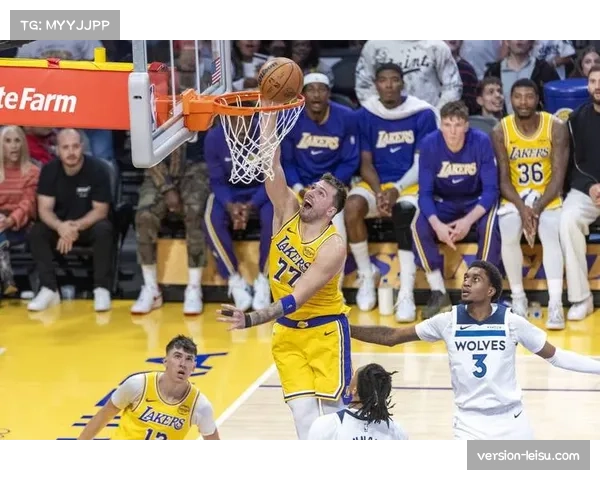 东契奇背靠背两场合计100分 得分爆炸力联盟独一档